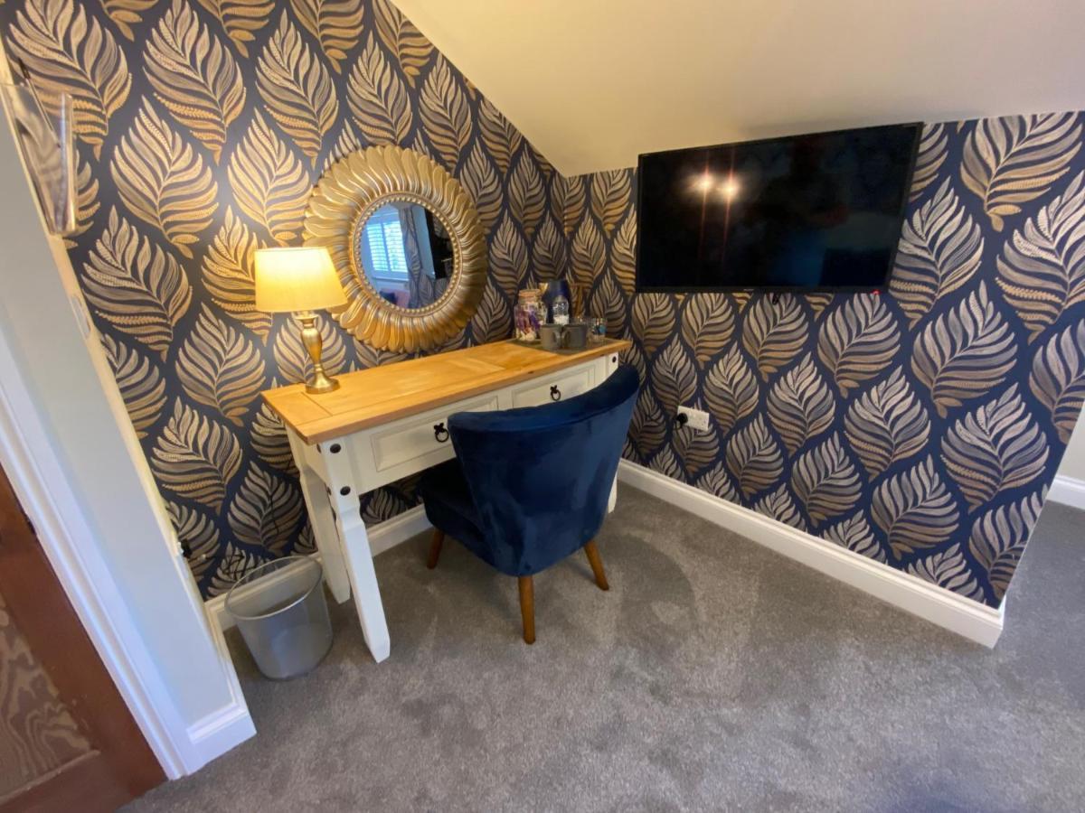East Llanteg Guest House アムロス エクステリア 写真