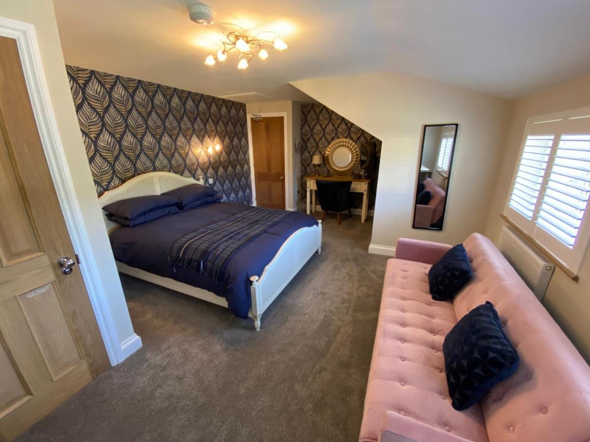East Llanteg Guest House アムロス エクステリア 写真